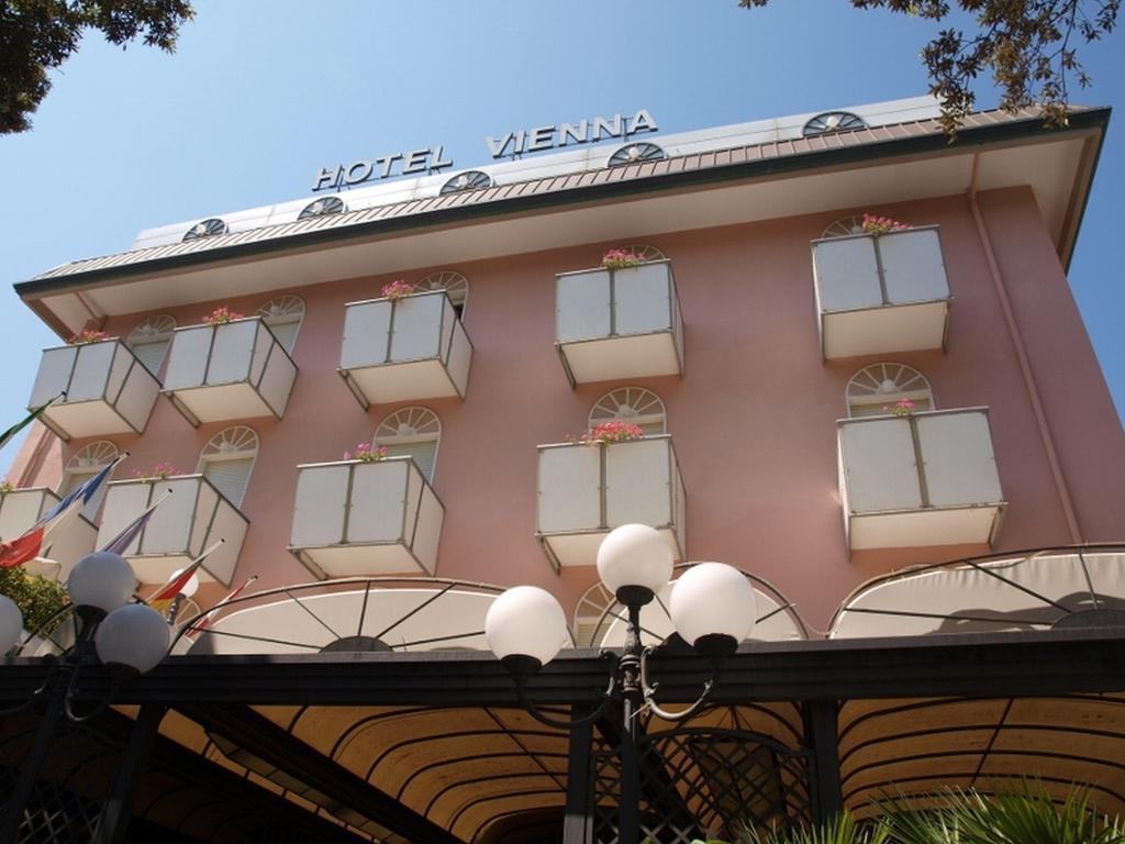 Hotel Vienna Ostenda E Ristorante Il Danubio Rimini Exterior foto